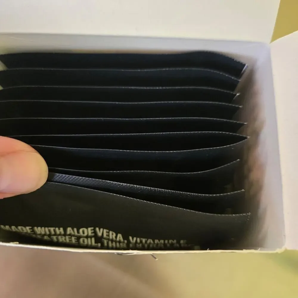 Art of sport body wipes. Pure mint